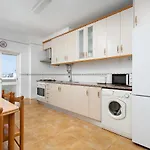 Appartement Comfy 4bdr In By Lovelystay Portimão