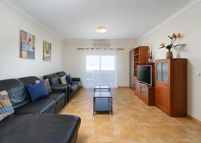 Διαμέρισμα Comfy 4bdr In By Lovelystay *