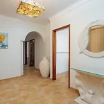 Comfy 4bdr In By Lovelystay Apartment *